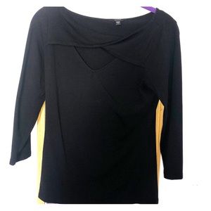 Guess blouse - with tasteful peephole